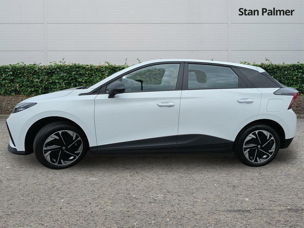 MG MG4 51Kwh Se Hatchback 170 Ps White #6