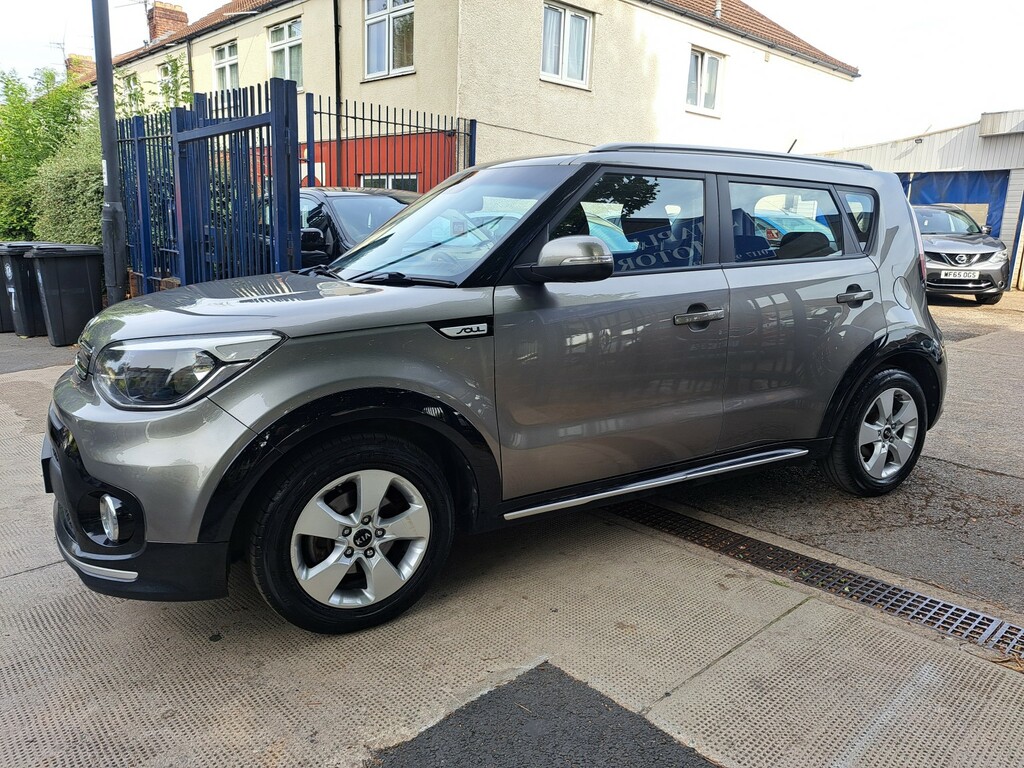 Kia Soul 1.6 Gdi 1 Silver #2