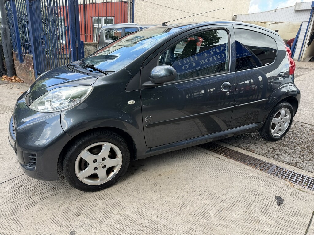 Peugeot 107 1.0 12V Envy Grey #2