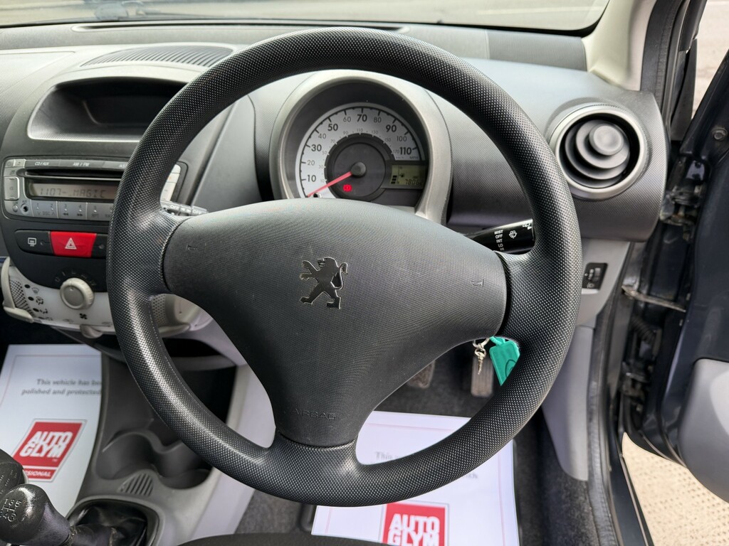 Peugeot 107 1.0 Envy 68 Bhp White #11