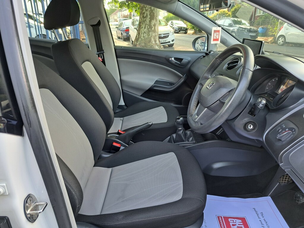 Seat Ibiza 1.4 Toca White #4