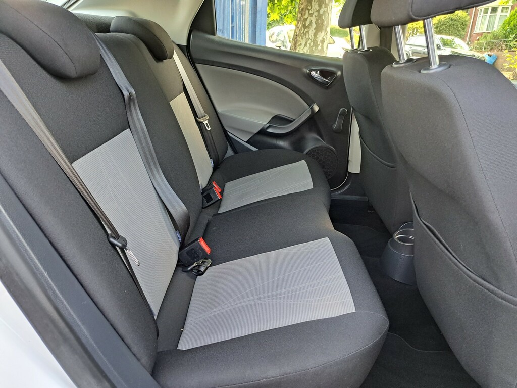 Seat Ibiza 1.4 Toca White #5