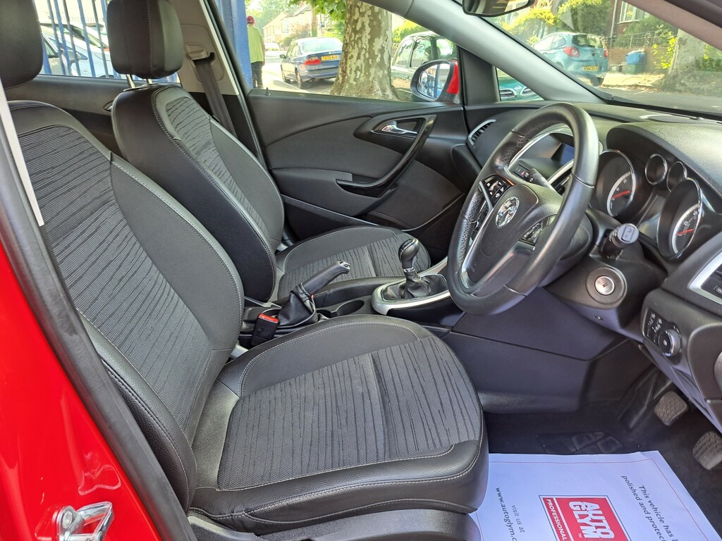 Vauxhall Astra 1.6 I Excite Red #4