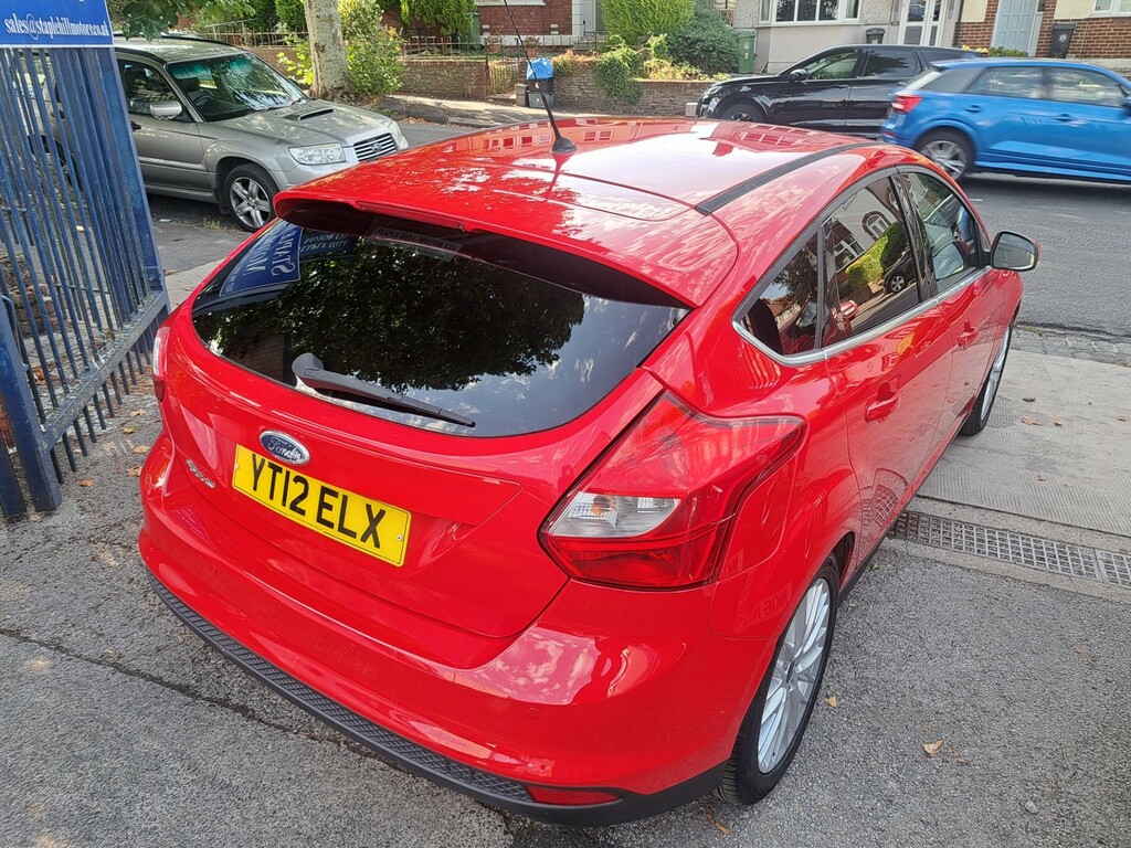 Ford Focus 1.6 Zetec Estate Euro 5 125 Ps Blue #13