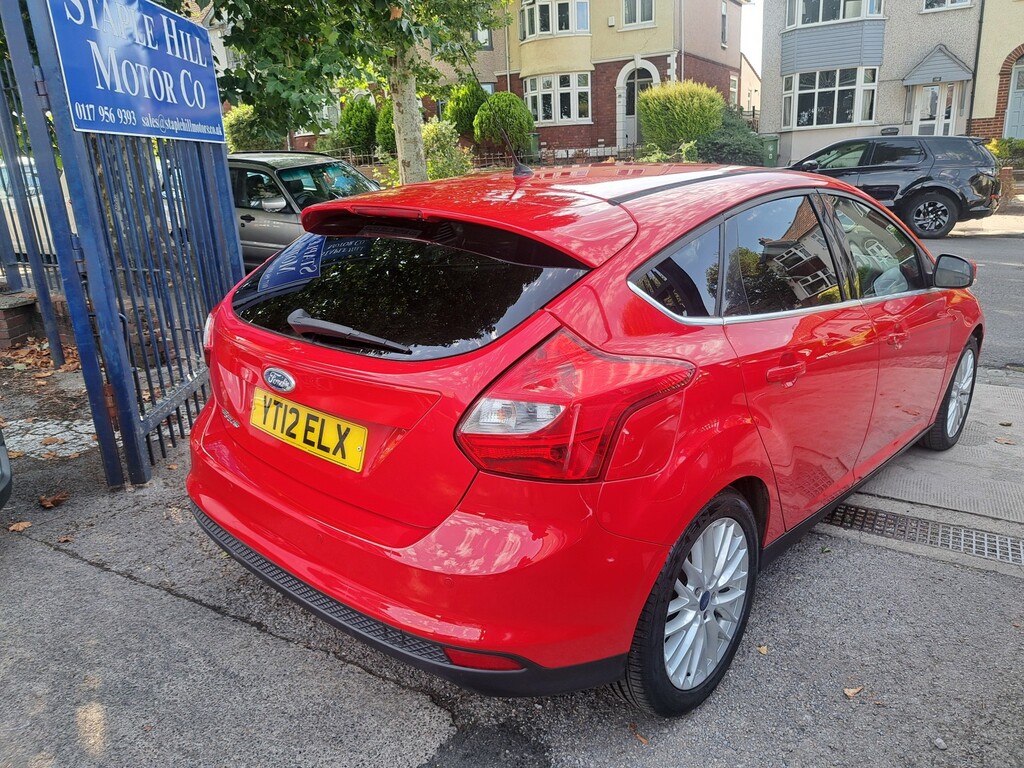 Ford Focus 1.6 Zetec Red #3