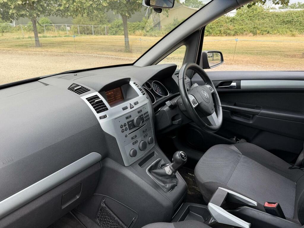 Vauxhall Zafira Cdti Life U957 Blue #33