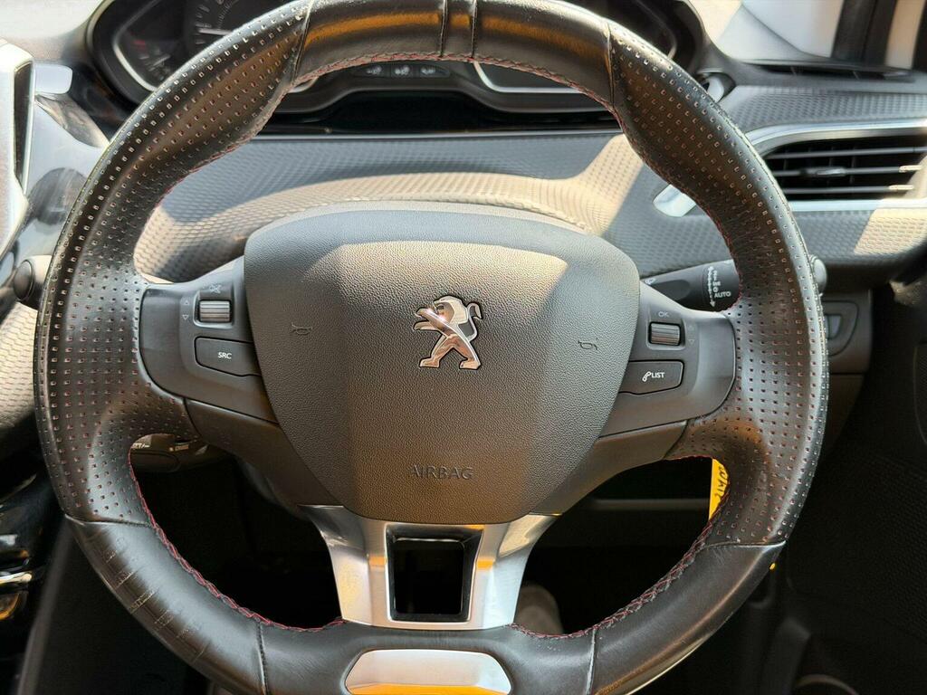 Peugeot 208 1.6 Bluehdi Allure Hatchback Eur White #41