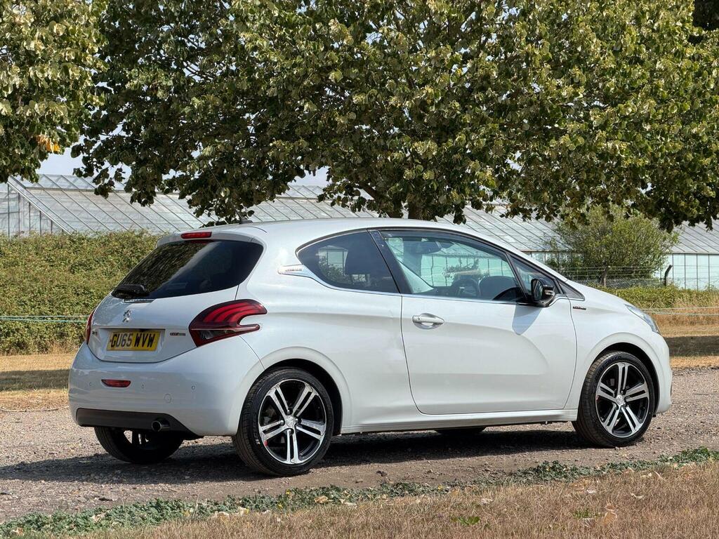 Peugeot 208 1.2 Puretech Gt Line Eat Euro 6 Ss White #5