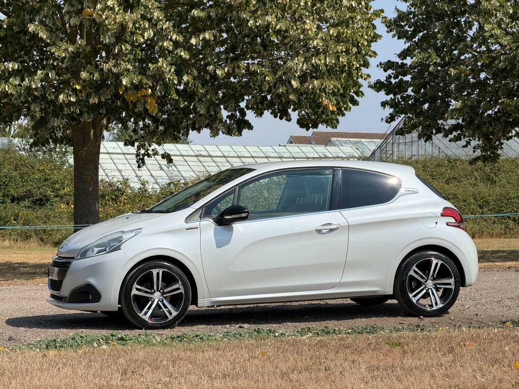 Peugeot 208 1.6 Bluehdi Allure Hatchback Eur White #13