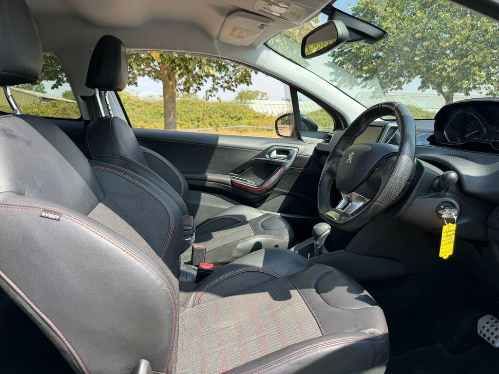 Peugeot 208 1.6 Bluehdi Allure Hatchback Eur White #19
