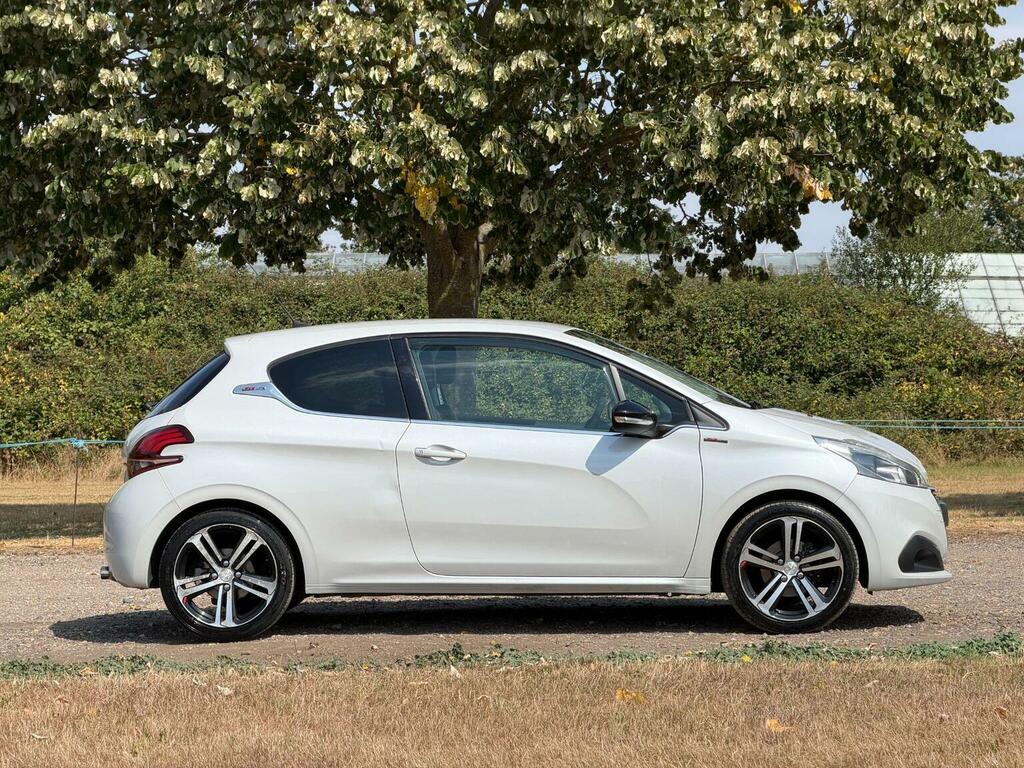Peugeot 208 1.2 Puretech Gt Line Eat Euro 6 Ss White #3