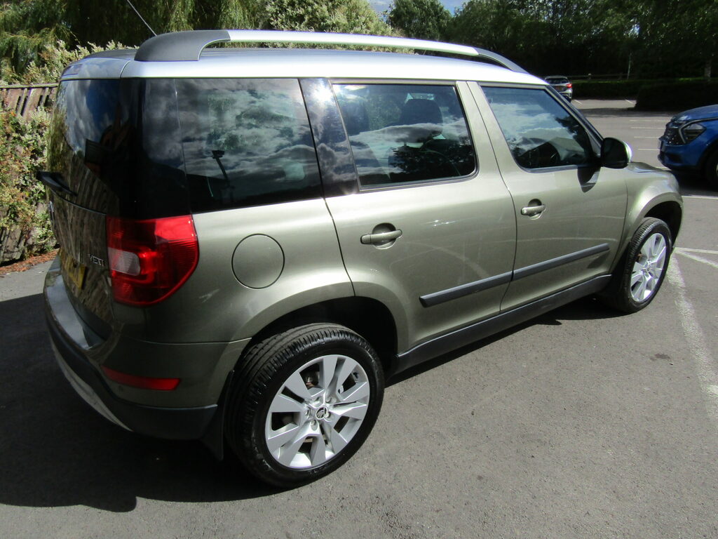 Skoda Yeti 1.2 Yeti Outdoor Black #12