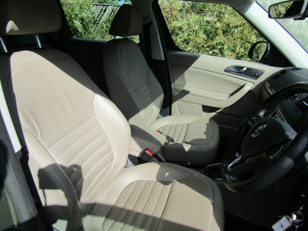 Skoda Yeti 1.2 Yeti Outdoor Black #9