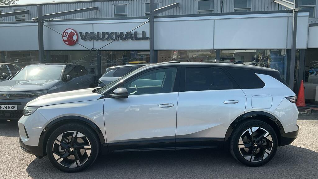 Vauxhall Grandland 73Kwh Ultimate PE74GNZ Silver #5