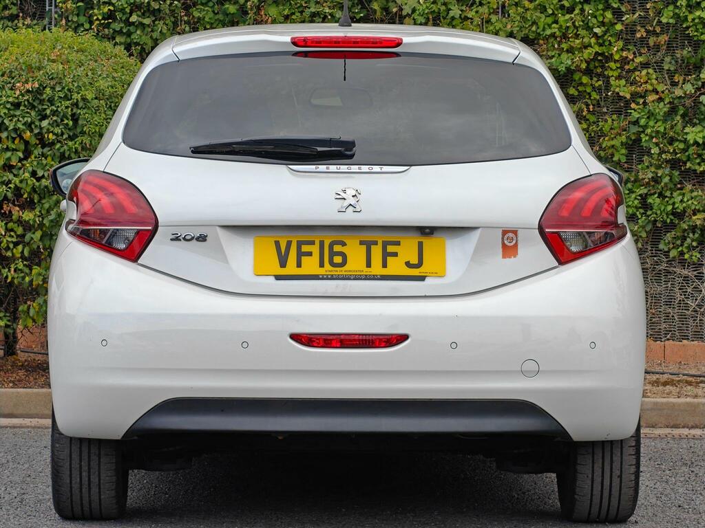 Peugeot 208 1.2 Puretech Roland Garros Eat Euro 6 Ss White #6