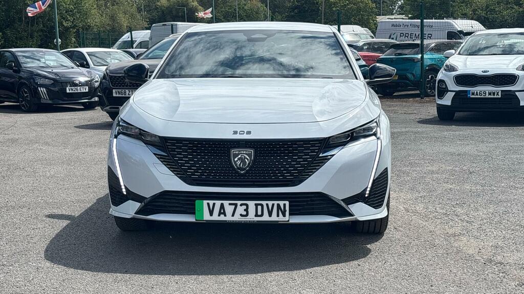 Peugeot 308 54Kwh Gt Hatchback 156 Ps White #6