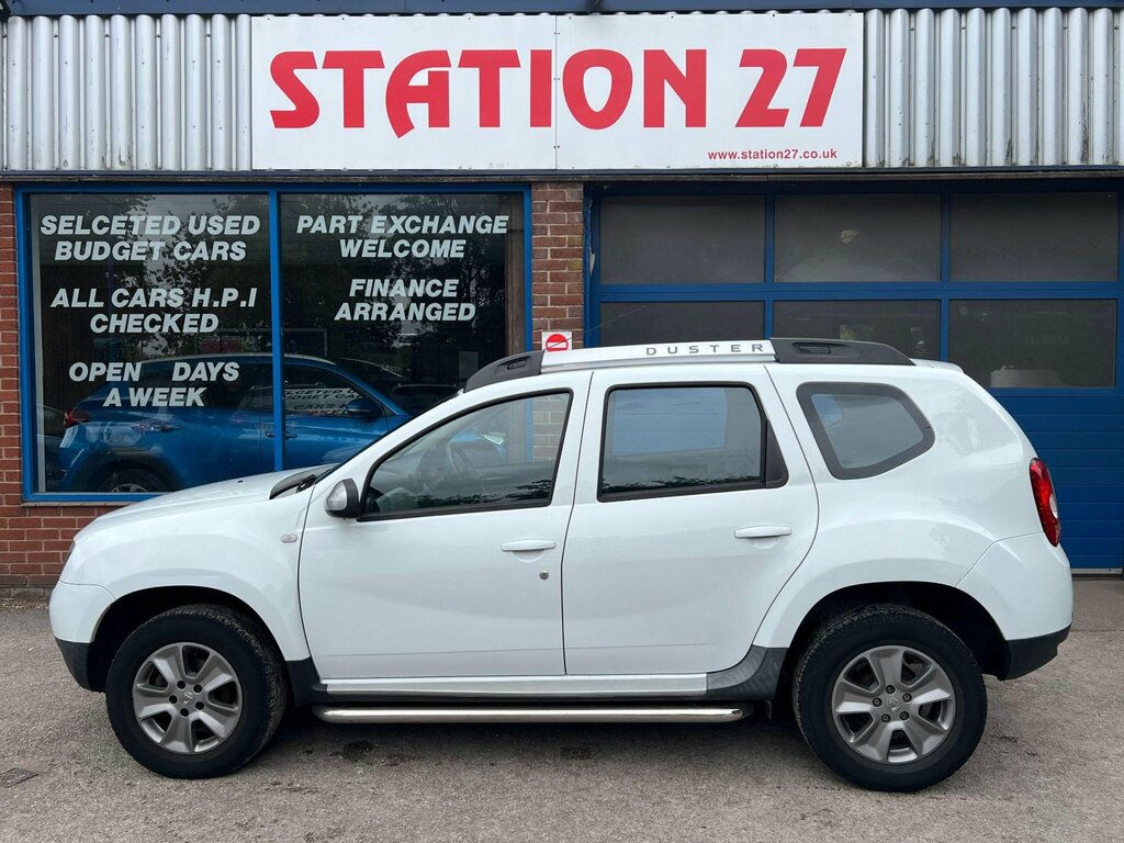 Dacia Duster 1.5 Dci Laureate Euro 5 White #5