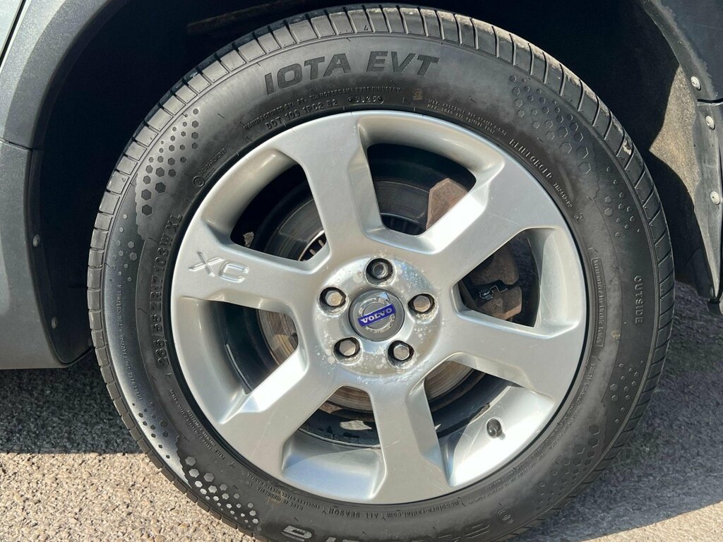 Volvo XC70 2.4 D5 Se Lux Geartronic Awd Silver #18