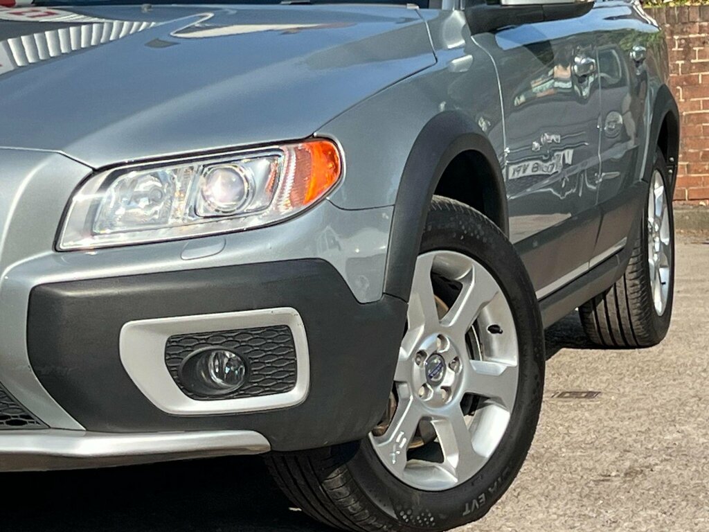 Volvo XC70 2.4 D5 Se Lux Geartronic Awd Silver #11