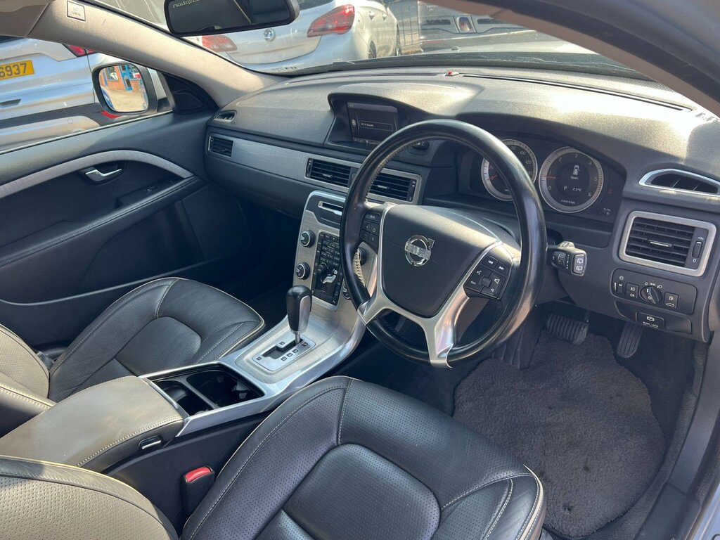 Volvo XC70 2.4 D5 Se Lux Geartronic Awd Silver #25