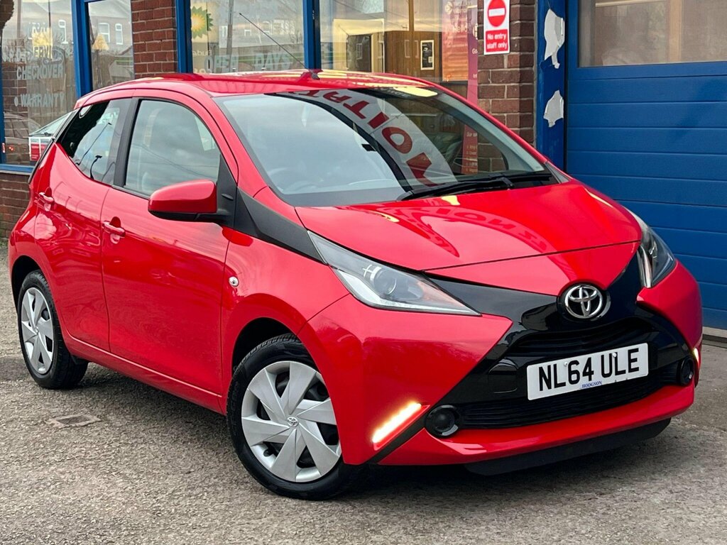 Toyota Aygo 1.0 Vvt-i X-play Euro 5 Euro 5 Red