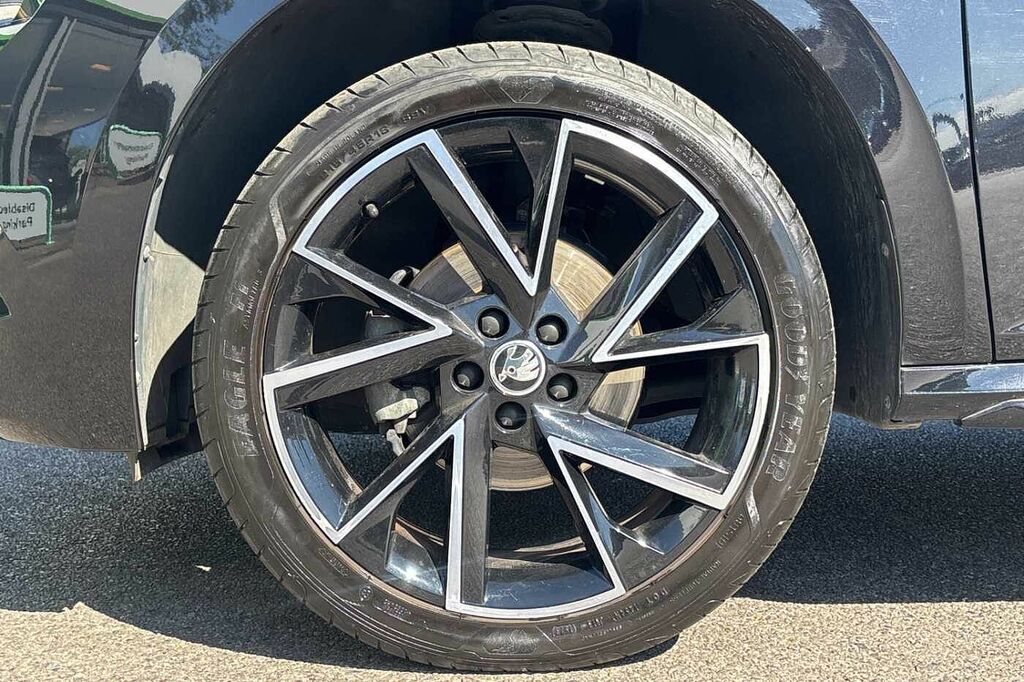 Skoda Kamiq 1.0 Tsi 110 Monte Carlo Dsg Black #5