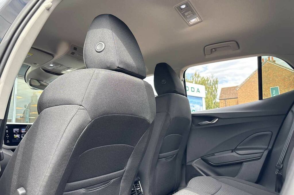 Skoda Fabia 1.0 Tsi Monte Carlo Edition Hatchback M White #41