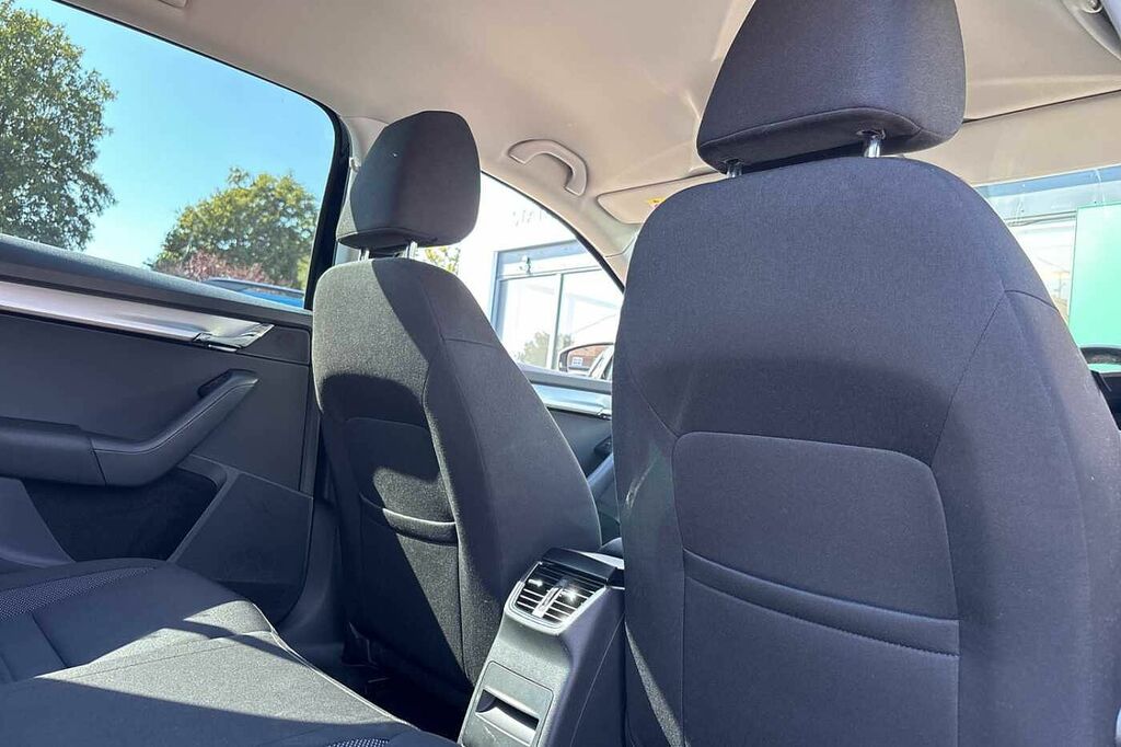 Skoda Octavia Skoda Octavia Estate Se L 2.0 Tdi 150 Ps Dsg Red #39
