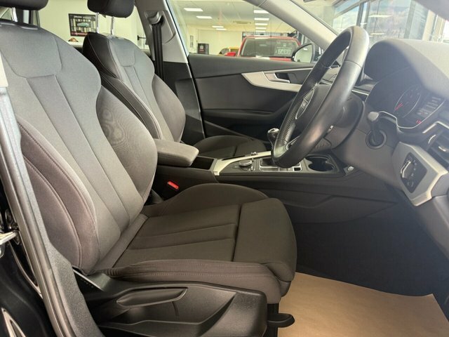 Audi A4 Tfsi Sport Saloon Black #3