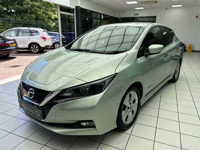 Nissan Leaf N-connecta Hatchback Silver #5