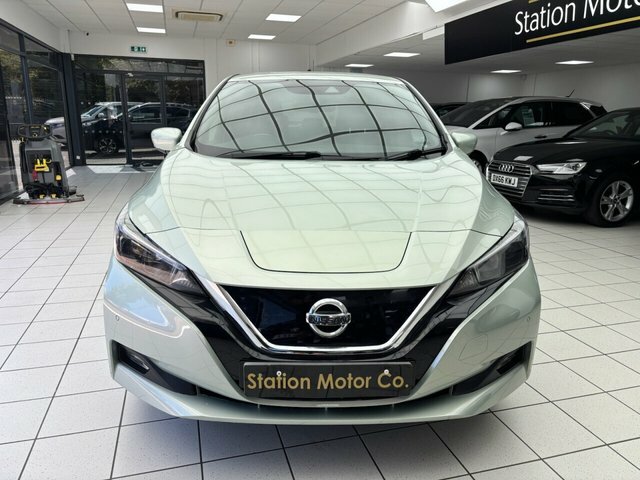 Nissan Leaf N-connecta Hatchback Silver #4