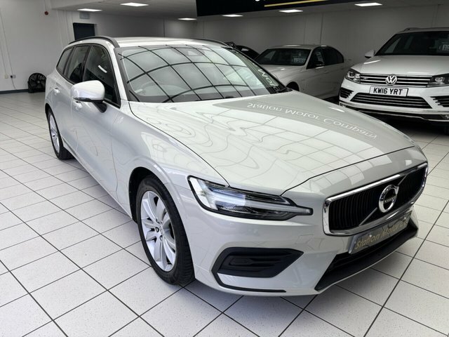 Volvo V60 D4 Momentum Estate Gold #2