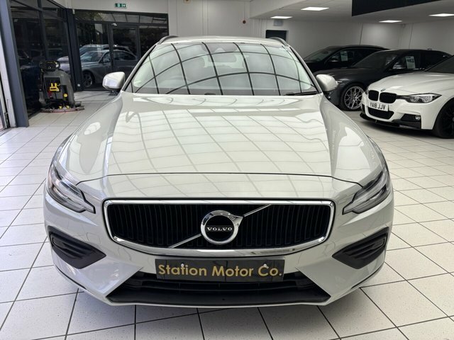 Volvo V60 D4 Momentum Estate Gold #4