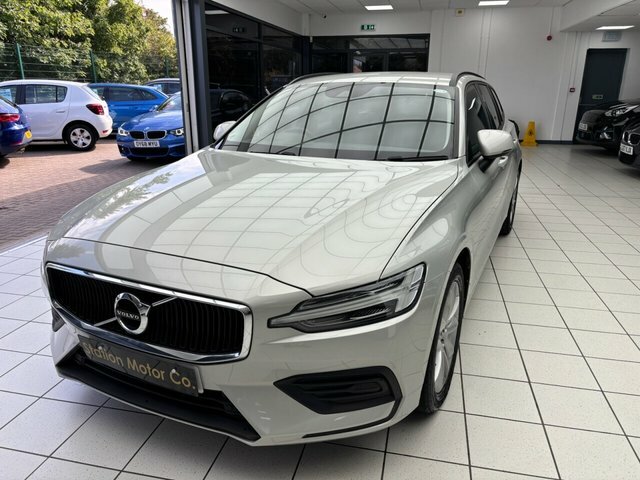 Volvo V60 D4 Momentum Estate Gold #5