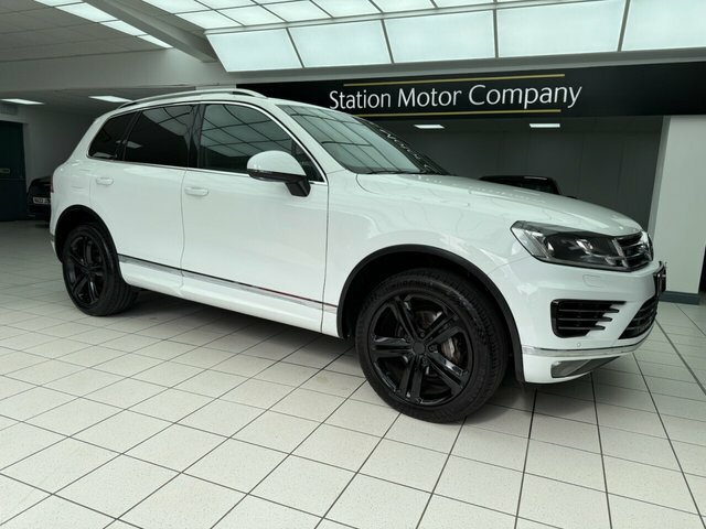 Volkswagen Touareg Tdi V6 Bluemotion Tech White #3