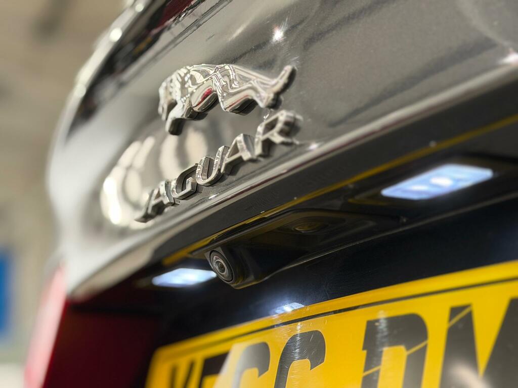 Jaguar XE Gtdi R-sport 197 Red #14