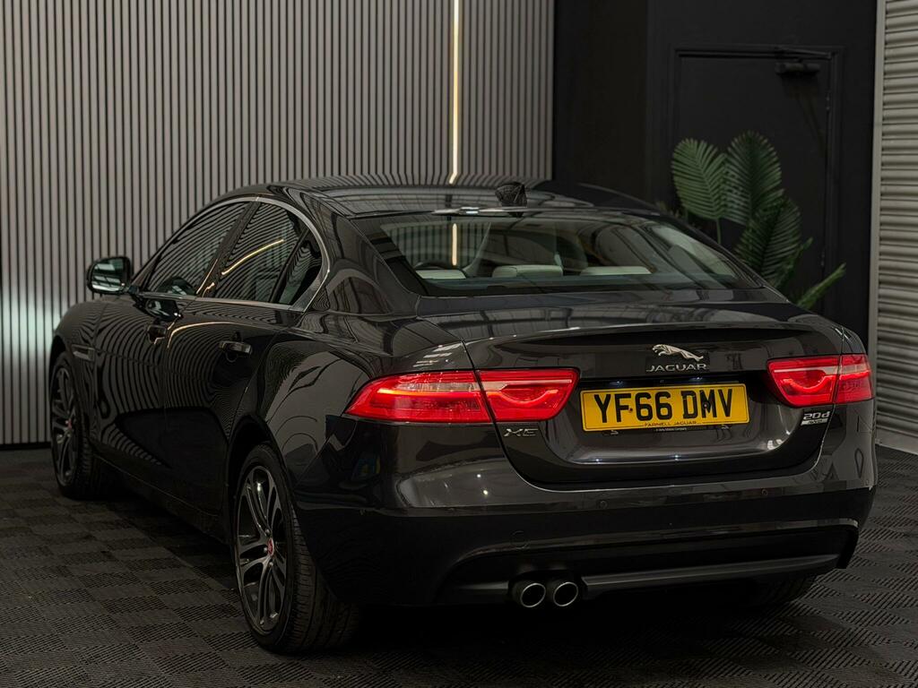 Jaguar XE Gtdi R-sport 197 Red #9