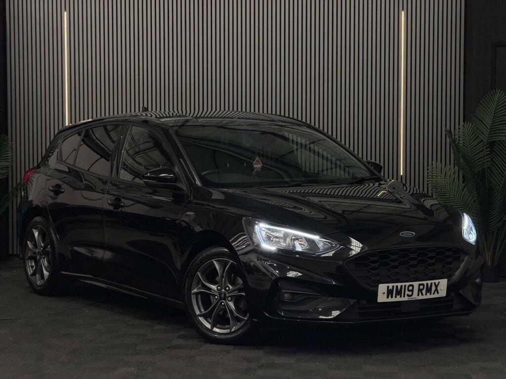 Ford Focus St-line Black #5