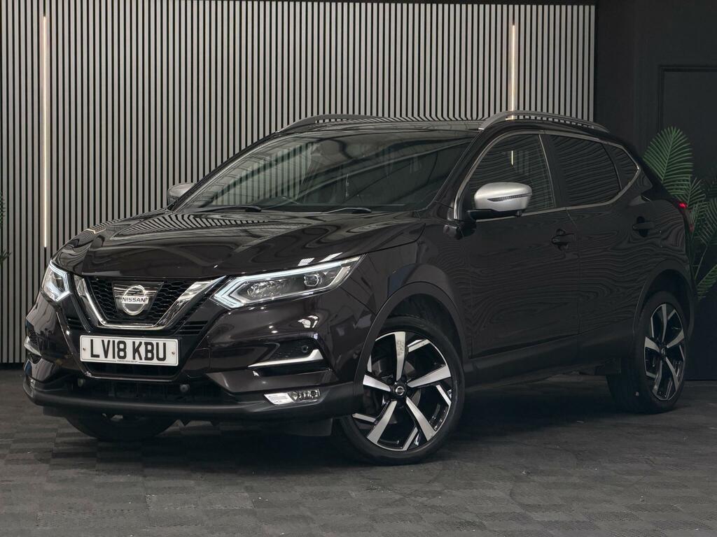 Nissan Qashqai Tekna Black #3