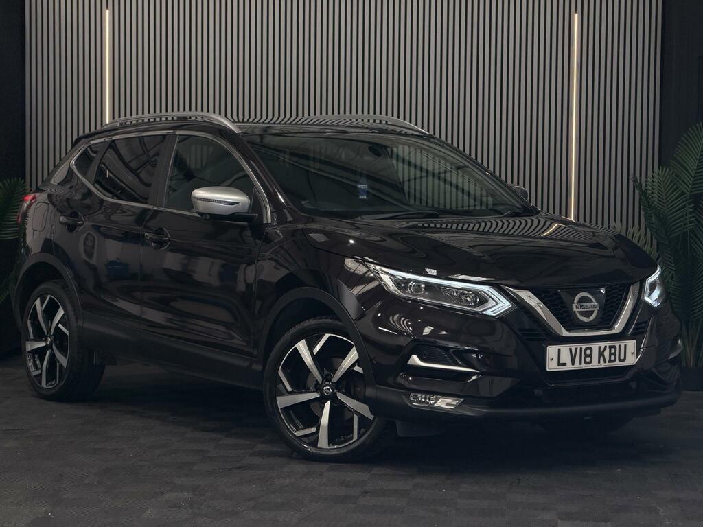 Nissan Qashqai Tekna Black #4