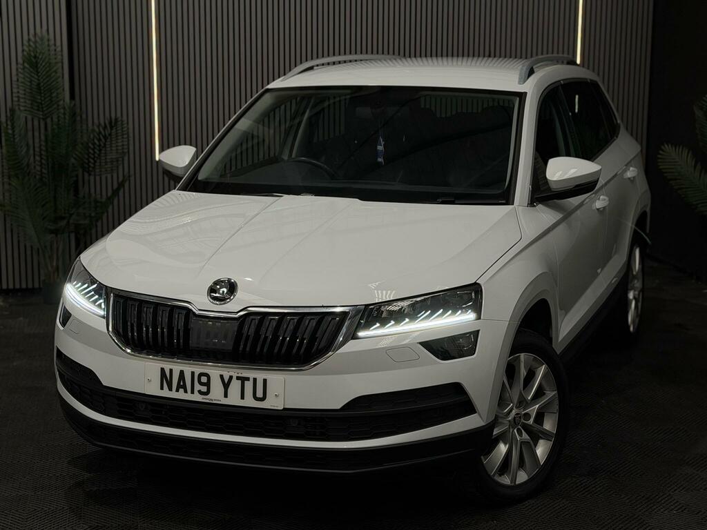 Skoda Karoq Se L White #3