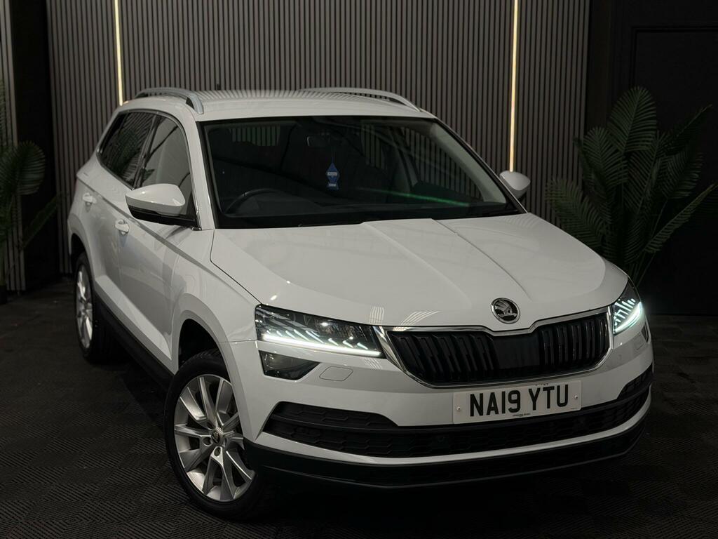 Skoda Karoq Se L White #6