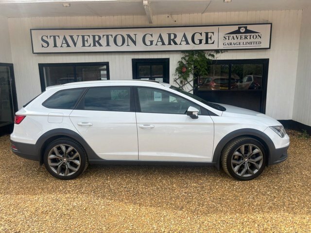 Seat Leon 2.0 Tdi X-perience Se Technology Sport Tourer White #4