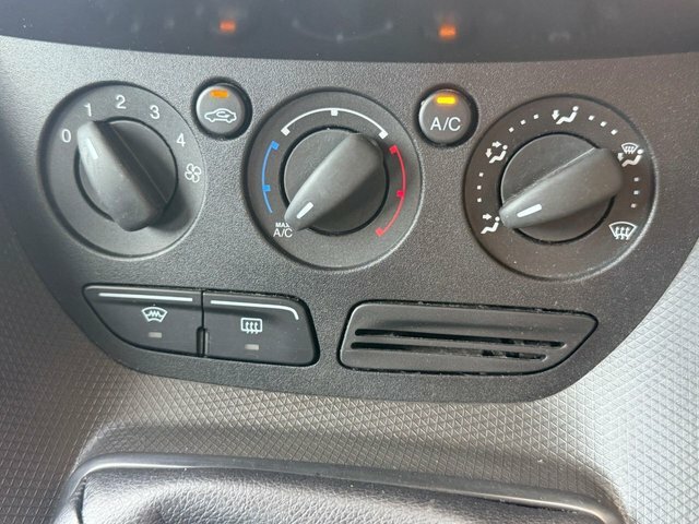 Ford Tourneo Connect 1.6 Tdci Titanium Euro 5 Silver #34