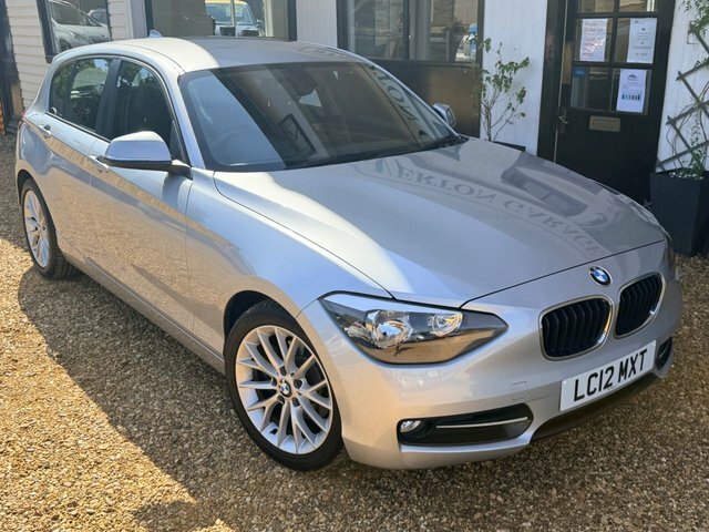 BMW 1 Series 116I Sport 5-Door Grey #1