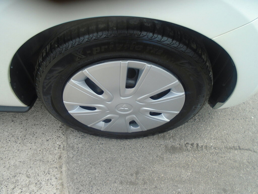 Mitsubishi Mirage 1.0 1 Hatchback Euro 5 70 Ps White #5