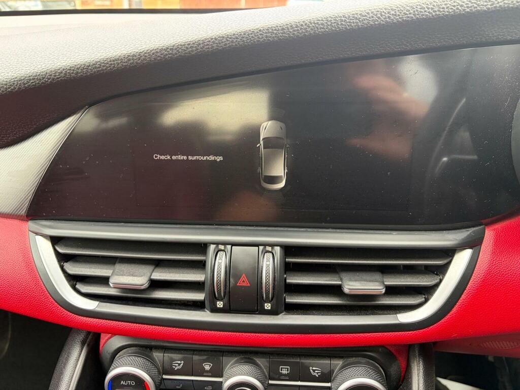 Alfa Romeo Giulia Giulia V6 Bi-t Quadrifoglio Black #15