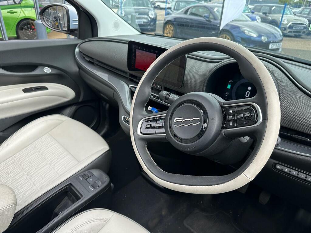 Fiat 500E C 42Kwh La Prima #2