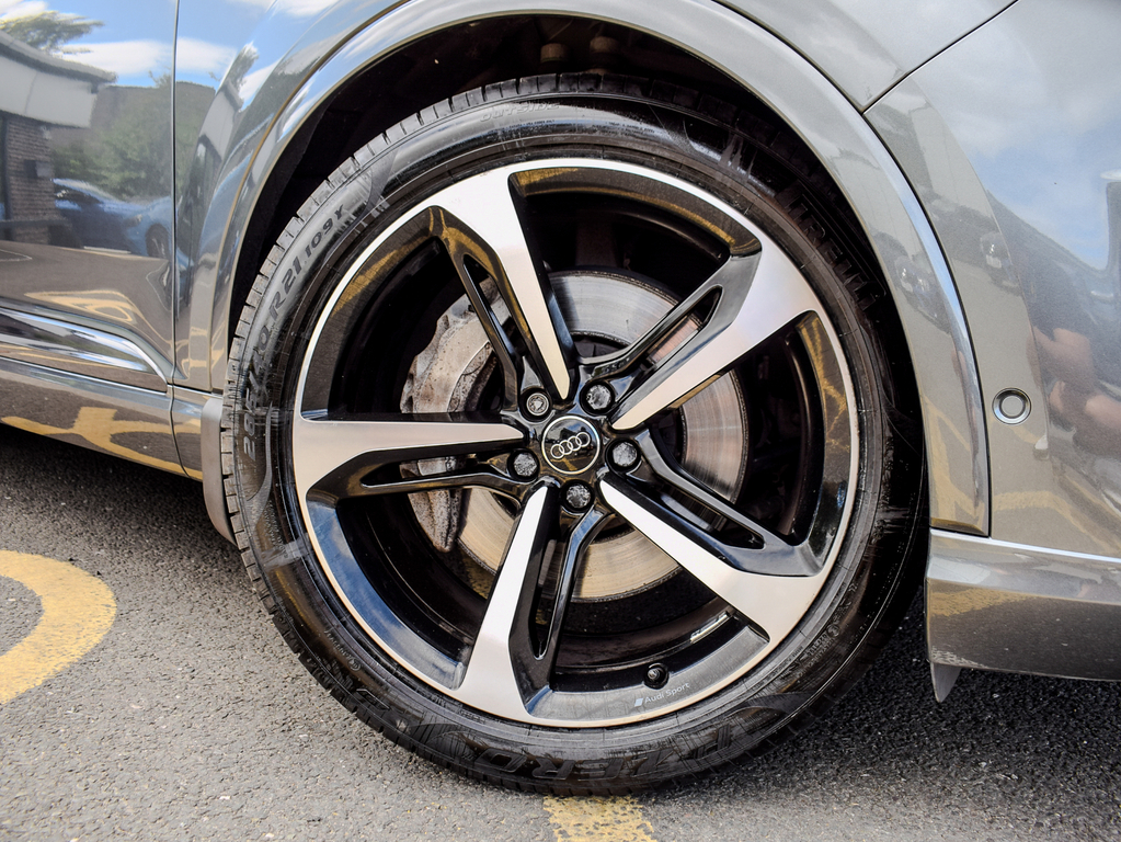 Audi Q7 Tdi Quattro S Line Black Edition Black #2