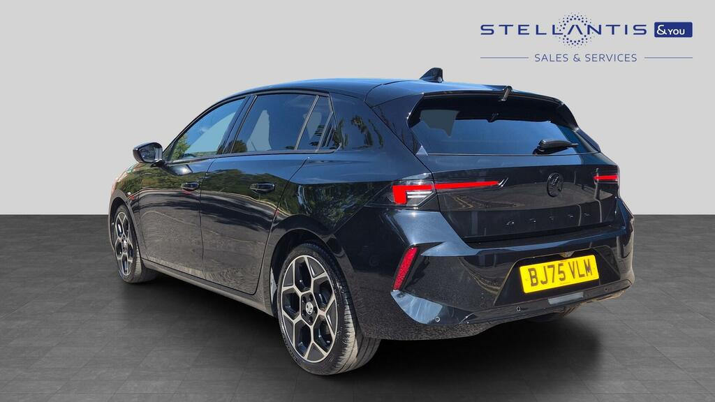 Vauxhall Astra Ultimate Black #6